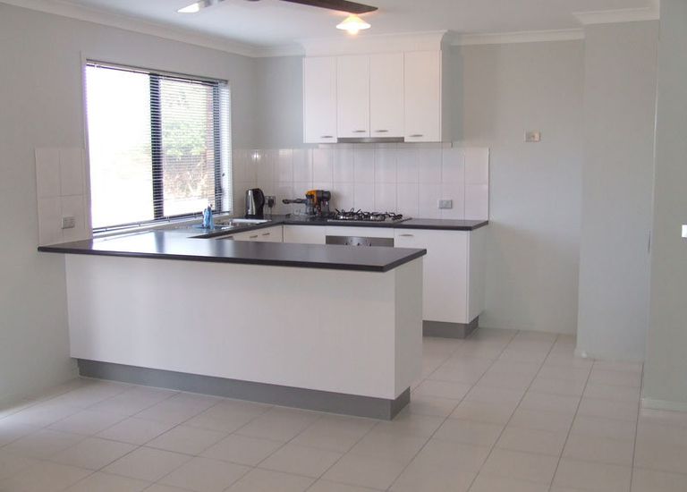 2 Tareel Court, Portland