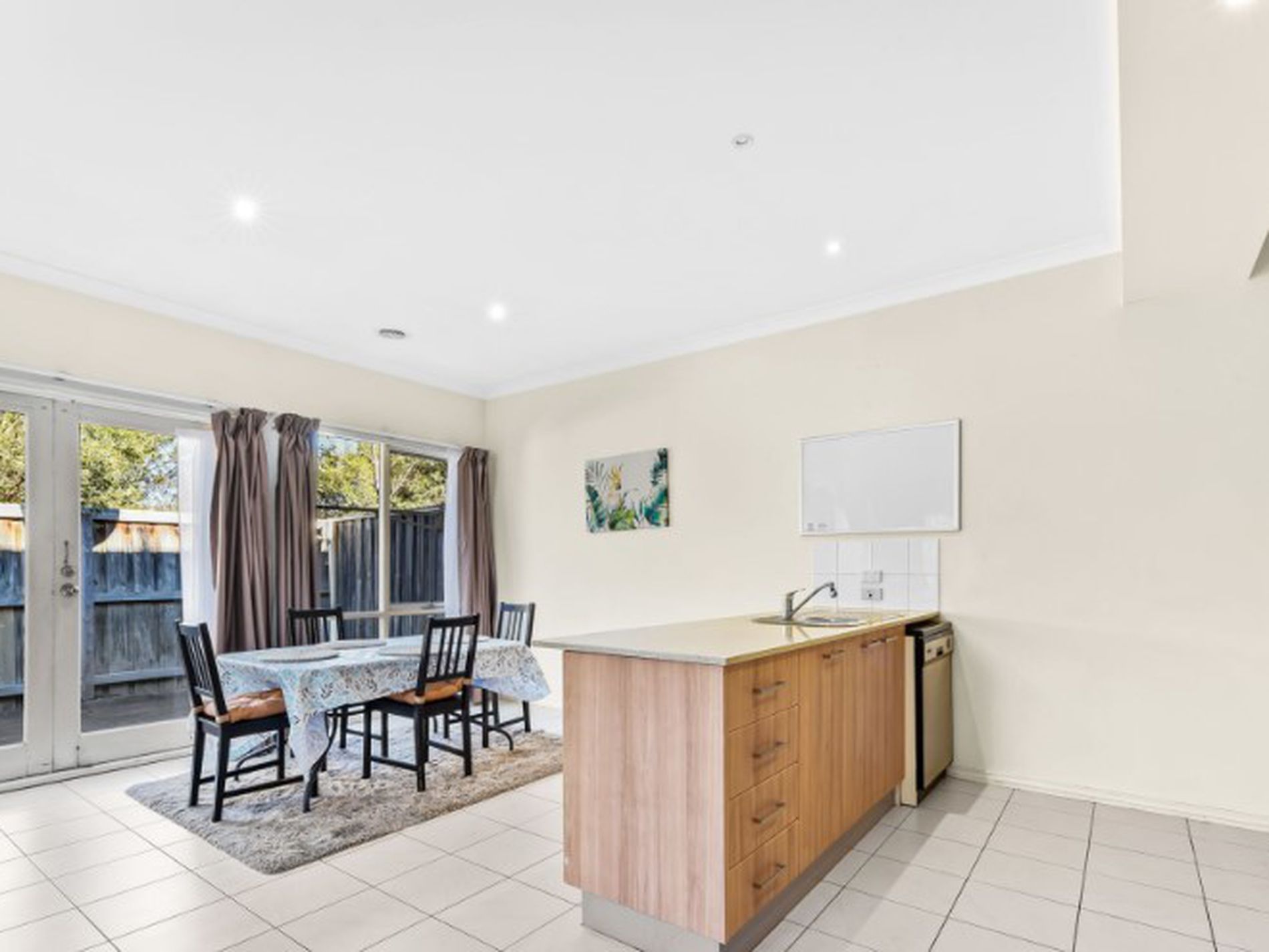 11 Hickory Drive, Narre Warren South