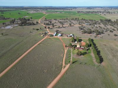 'Nyrang' 3013 Mid Western Highway, West Wyalong