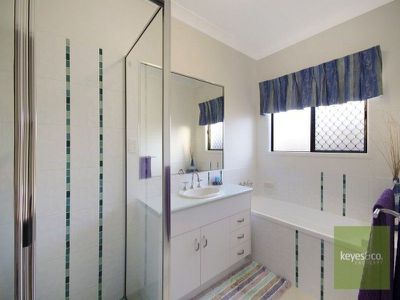 11 Riverwood Drive, Idalia