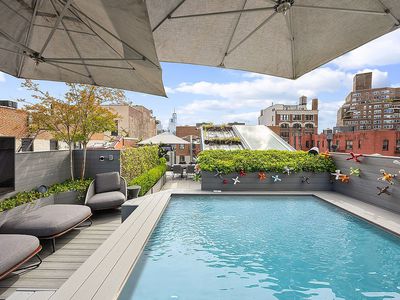 146 Waverly Place, New York, NY 10014, International