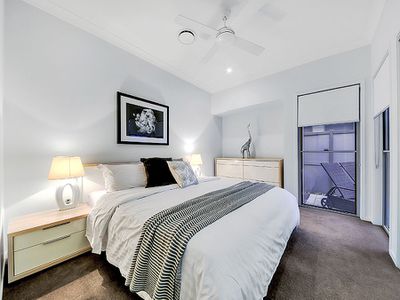 6 Thomson Place, Wakerley