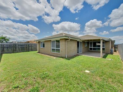 16 Pleasant Drive, Redbank Plains