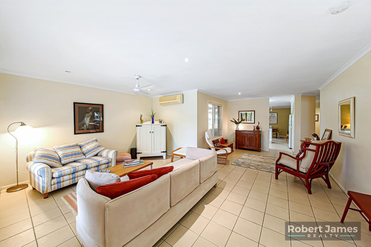 37 Gooloi Court, Tewantin