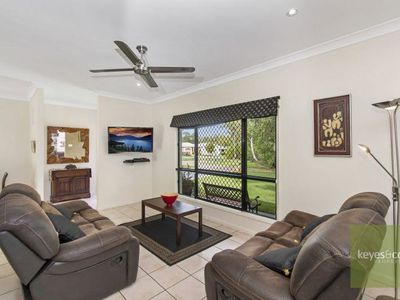 14 Barwin Court, Douglas