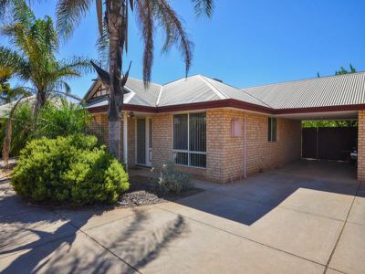 21B Ramus Circle, Somerville