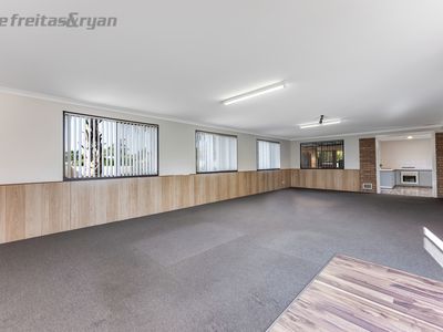 33 Abernethy Grove, Seville Grove