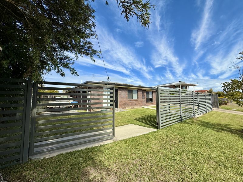 24 South Street, Urangan, QLD, Urangan - Thumbnail 4