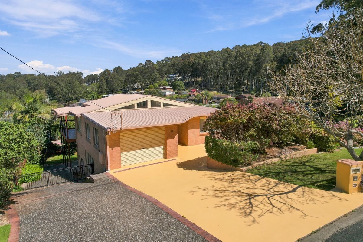 29 Fishermans Crescent, North Narooma
