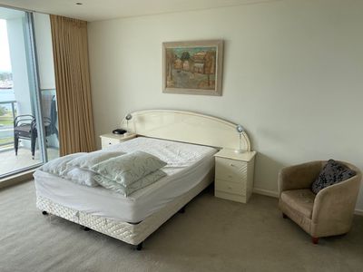 1201 / 1 Como Crescent, Southport