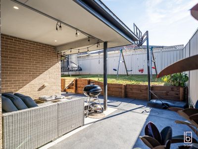 12 Eleanor Close, Hamlyn Terrace