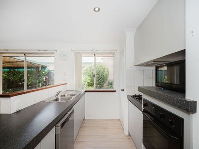 8 RAMSAY PLACE, Bibra Lake