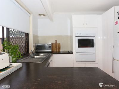 4 / 24 Cannington Place, Helensvale