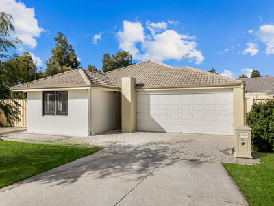 7 Muscari Close, Seville Grove