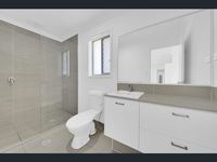 12 Mount Crosby Street, Park Ridge