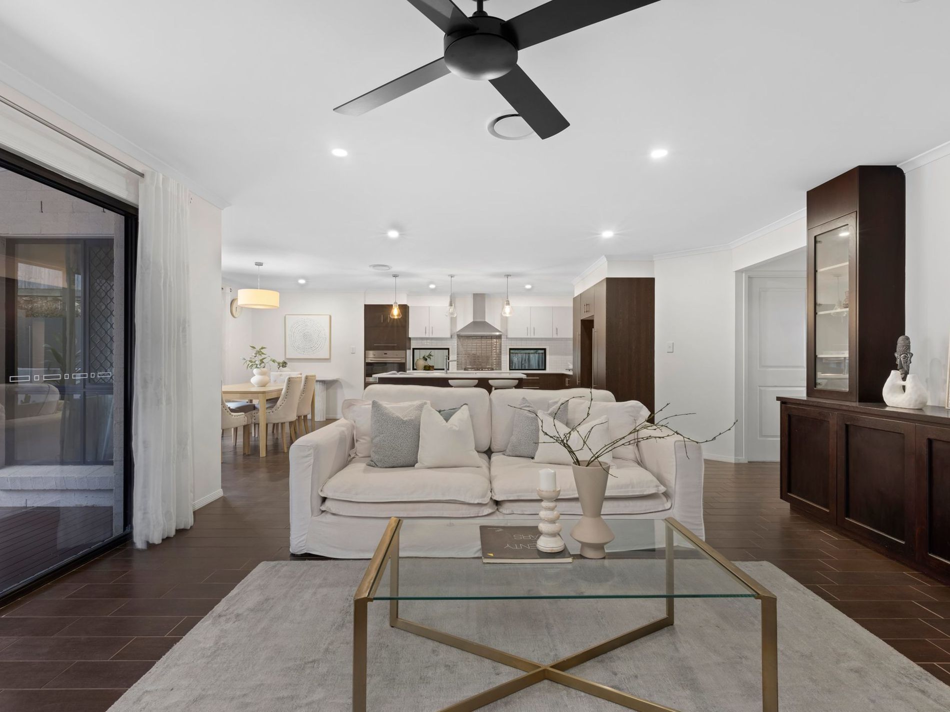 6 Lachlan Drive, Wakerley