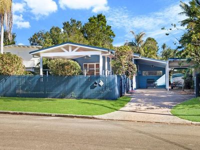 12 Myles Street, Tewantin