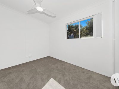 1 / 15 Wooloowin Avenue, Wooloowin