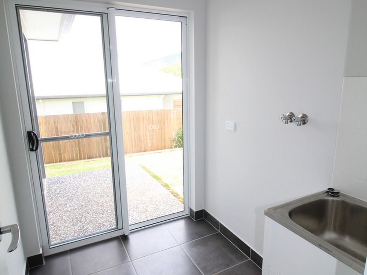 35 Tumbare Street, Atherton