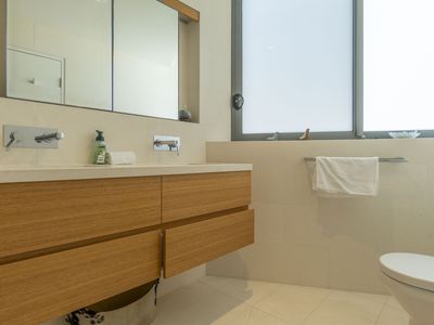 76 / 68 Sir John Young Crescent, Woolloomooloo