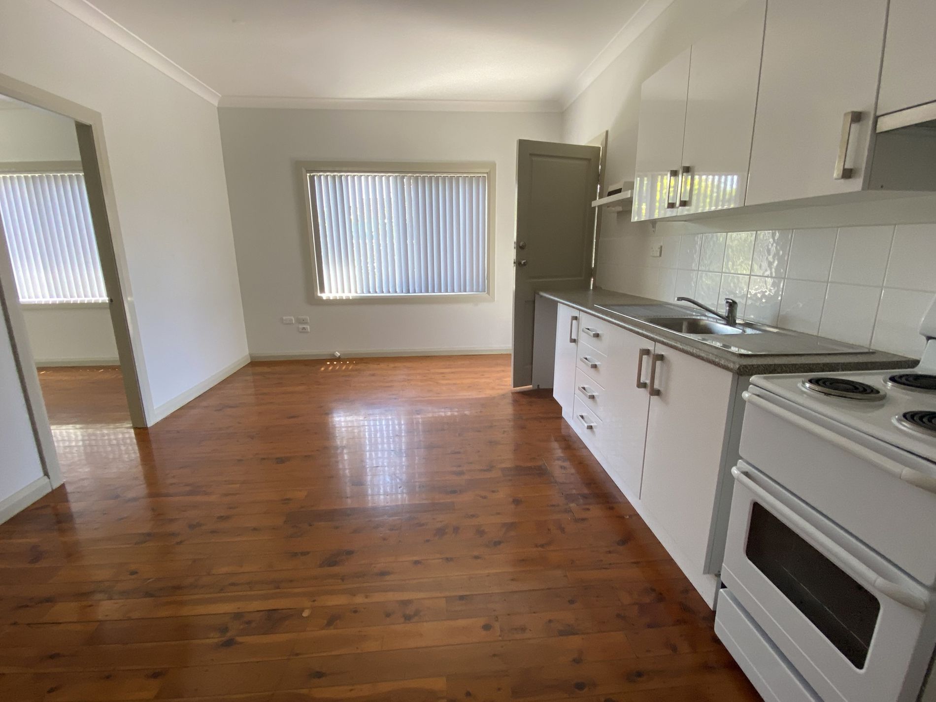 3 / 19 View Street, Lake Illawarra