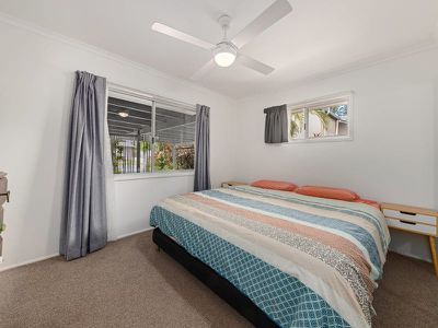 6 Niblick Street, Tewantin