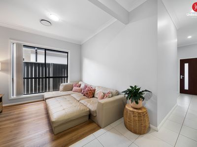 32A Hinton Loop, Oran Park