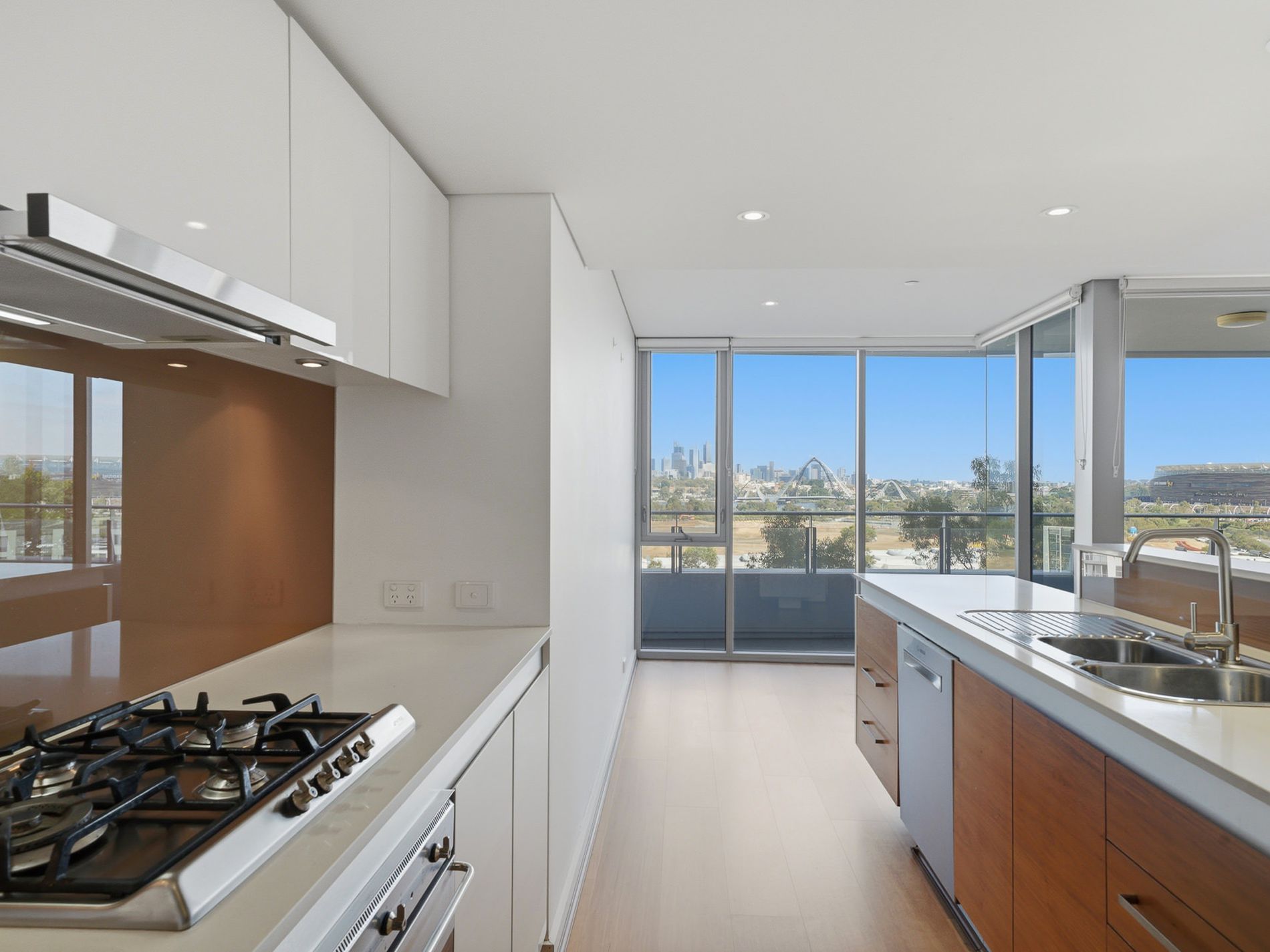 601 / 30 The Circus, Burswood