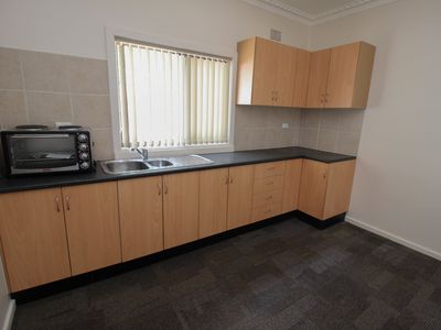 2 / 64 Windang Road, Windang