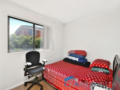 5 / 52 Fairmount Street, Lakemba