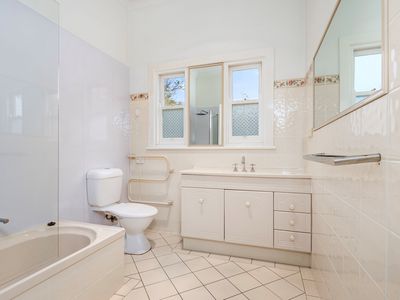 2 TOWER STREET , Wodonga