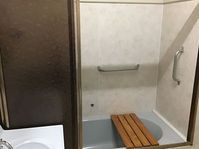 1 Kotari Parade, Lake Illawarra