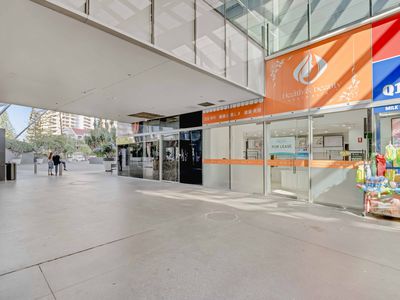 shop 9 / 3003 Surfers Paradise Boulevard, Surfers Paradise