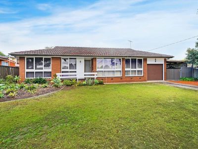 9 Dredge Avenue, Moorebank