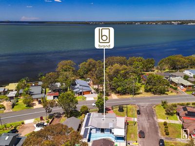 82 The Corso, Gorokan