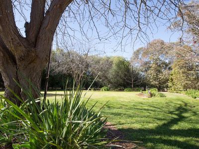 22 Pine Knoll Drive, Dubbo