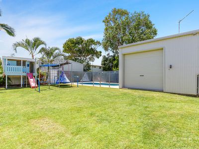 36 Cathne Street, Cooee Bay