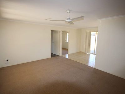 46 Emerald Park Way, Urangan