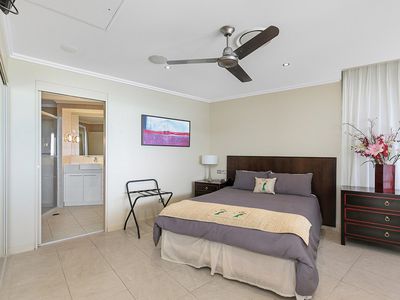 501 / 569 Esplanade, Urangan