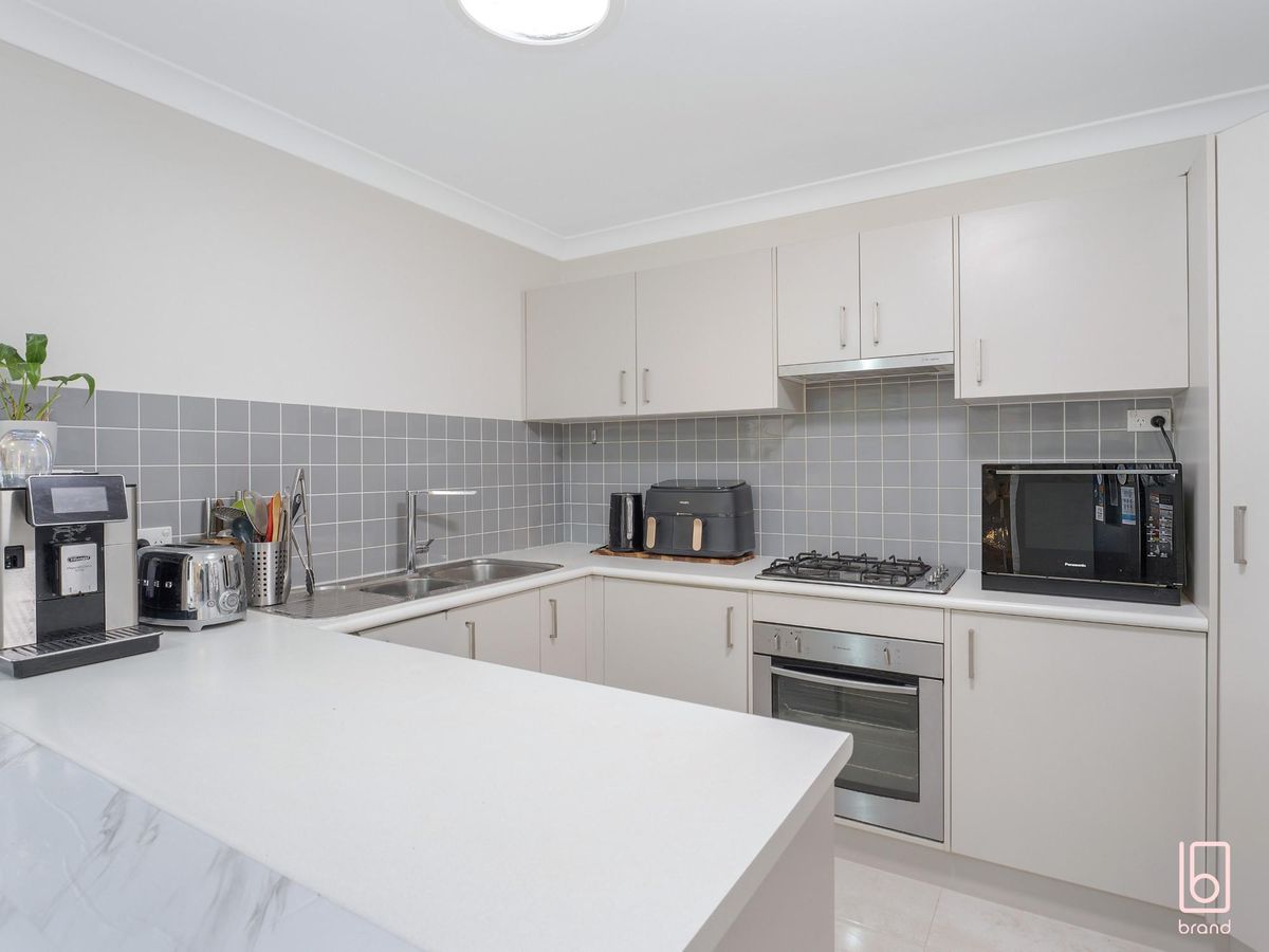 2 / 29 Dahlia Avenue, Hamlyn Terrace