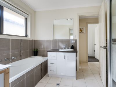 19 Peppermint Drive, Mount Gambier