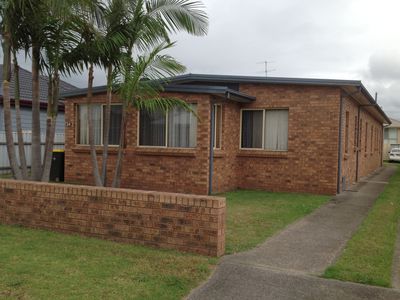 4 / 24 Addison Avenue, Lake Illawarra