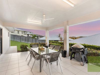8 Klewarra Boulevard, Douglas