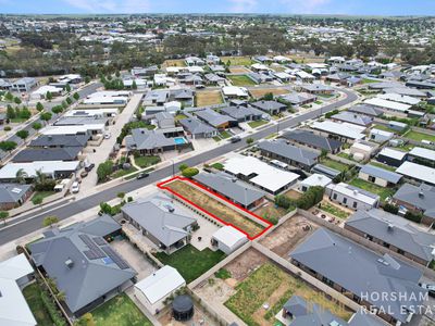 1/10 Dellar Crescent, Horsham