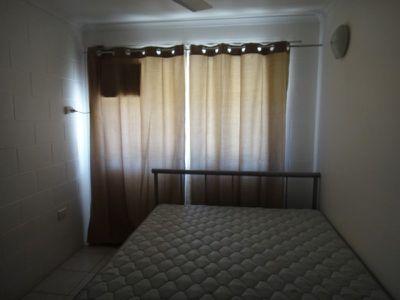 4 / 11 Boundary, Cooktown