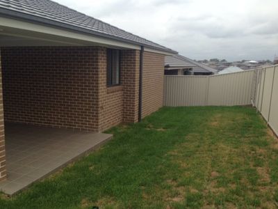 9 Ekins Place, Oran Park