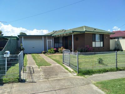 13 Tamarind Crescent, Werribee
