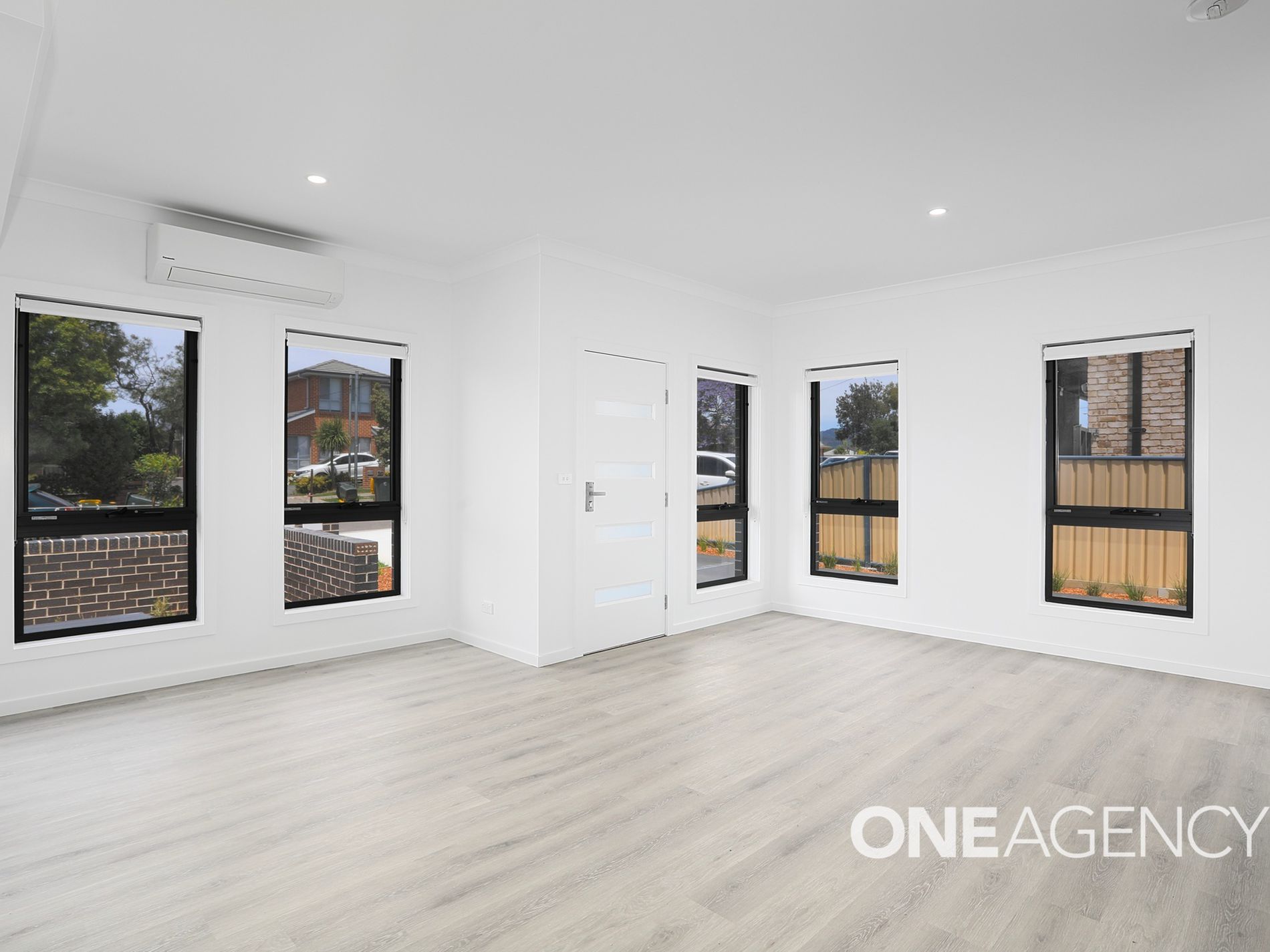 1 / 28 Fisher St, Oak Flats