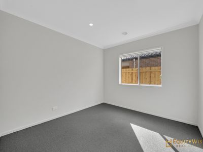 6 Visor Street, Manor Lakes