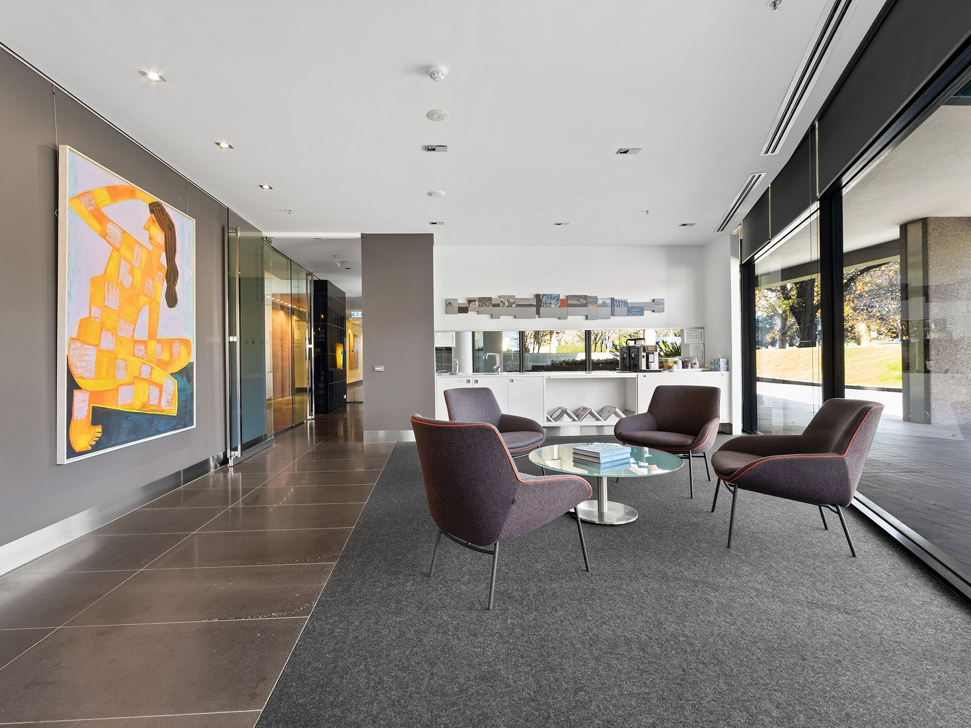 808 / 250 Saint Kilda Road, Southbank